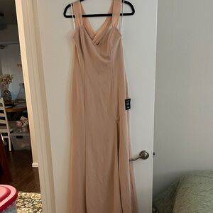 Elegant Sleeveless Dress